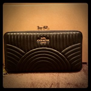 Coach deco quilted wallet